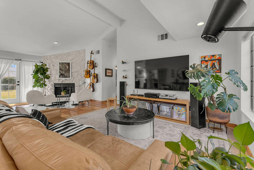 42710 Sandy Bay Road