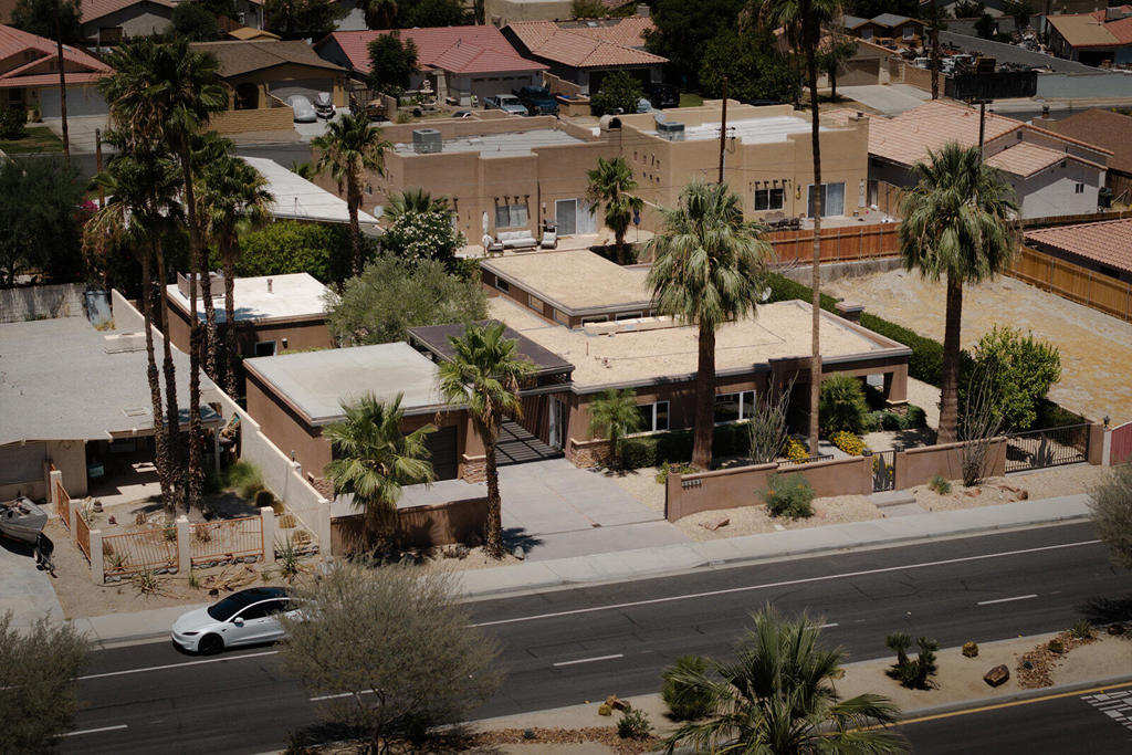 52883 Eisenhower Drive