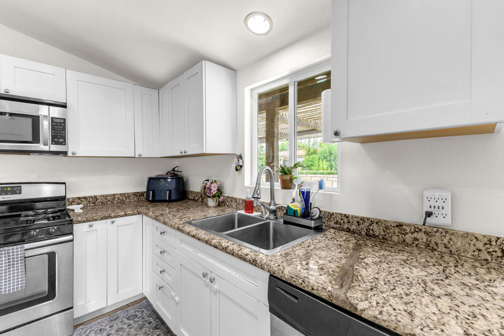 77872 Sunnybrook Drive