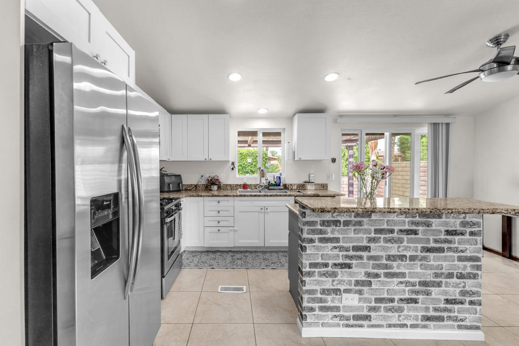 77872 Sunnybrook Drive