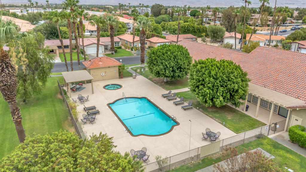 77872 Sunnybrook Drive