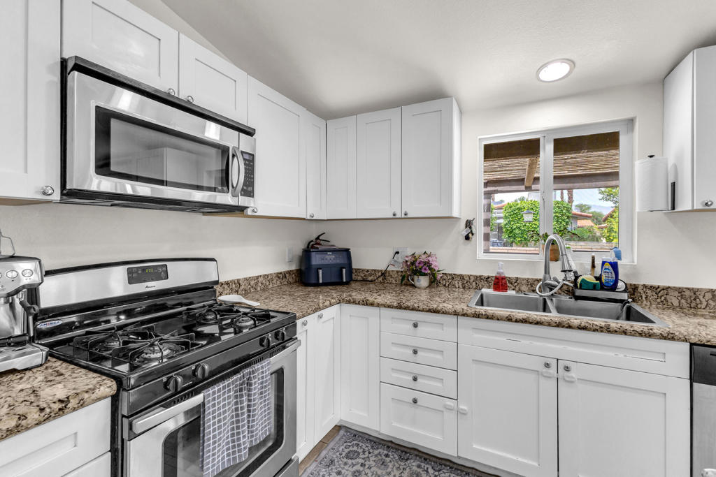 77872 Sunnybrook Drive