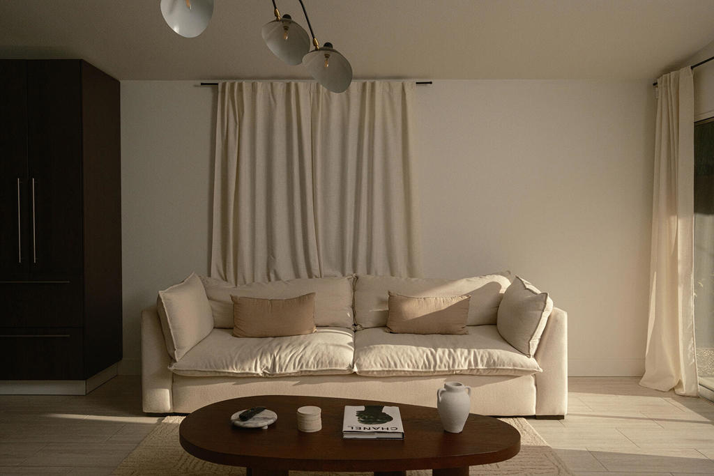 53675 Avenida Martinez