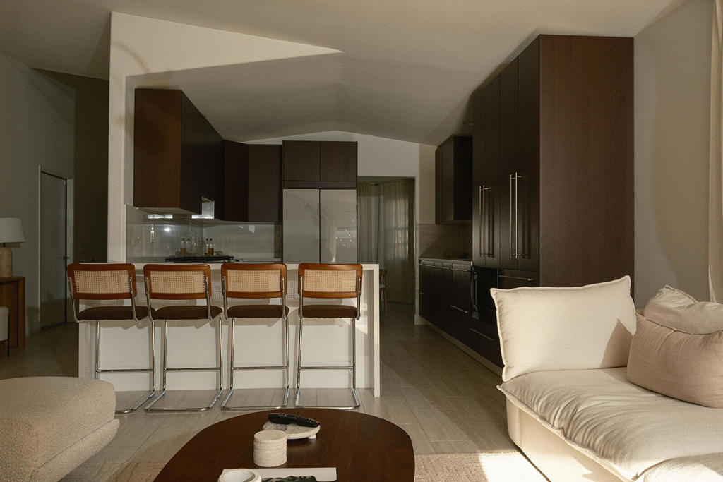 53675 Avenida Martinez