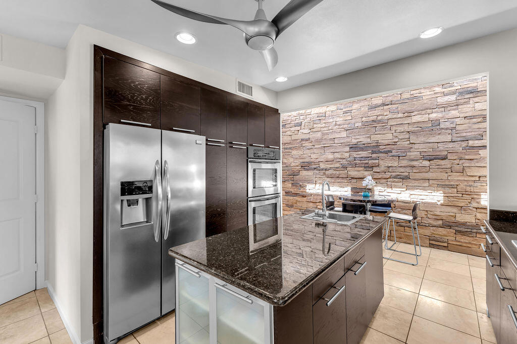 52883 Eisenhower Drive