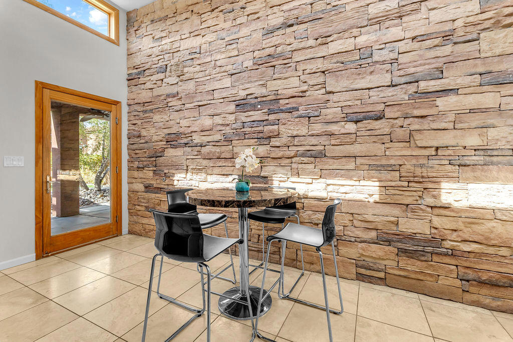 52883 Eisenhower Drive
