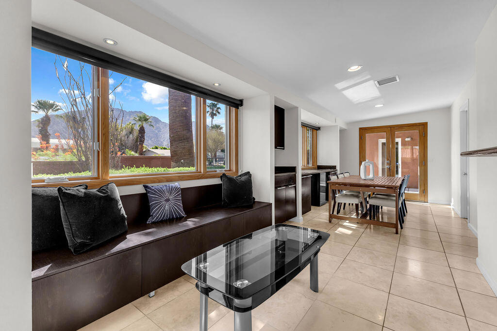 52883 Eisenhower Drive