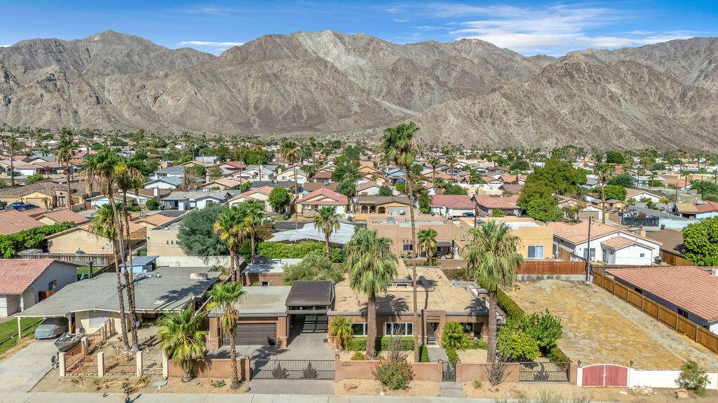 52883 Eisenhower Drive