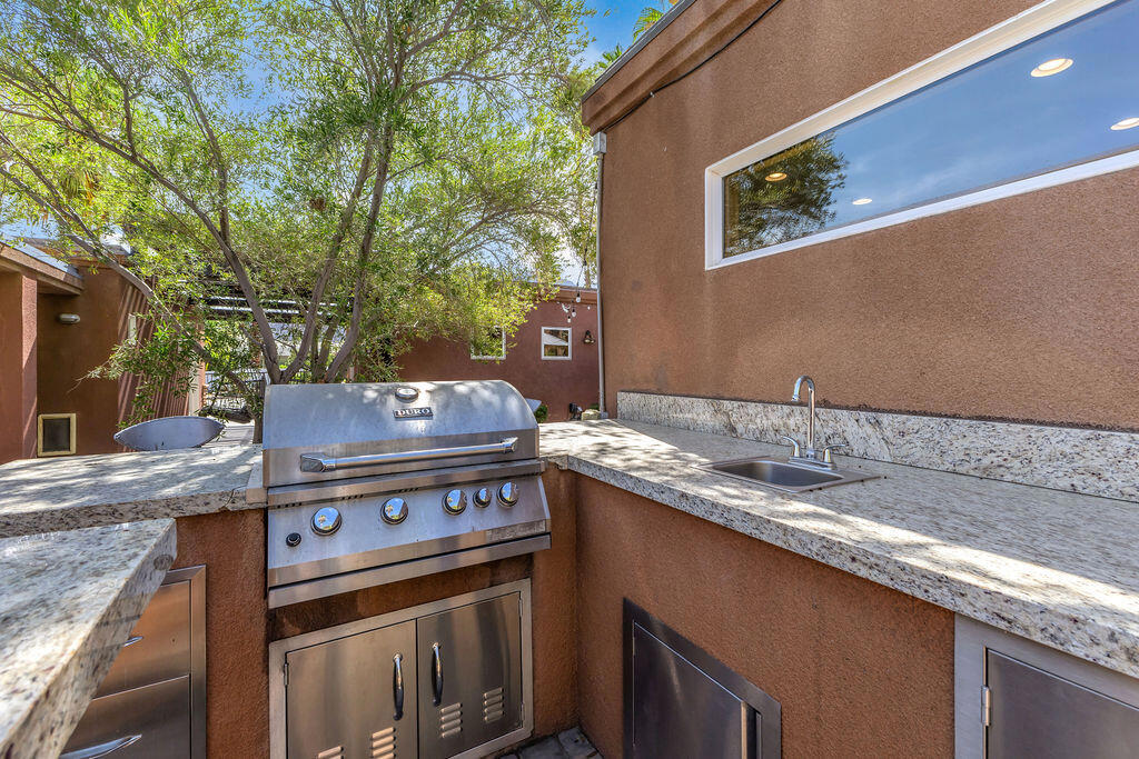 52883 Eisenhower Drive