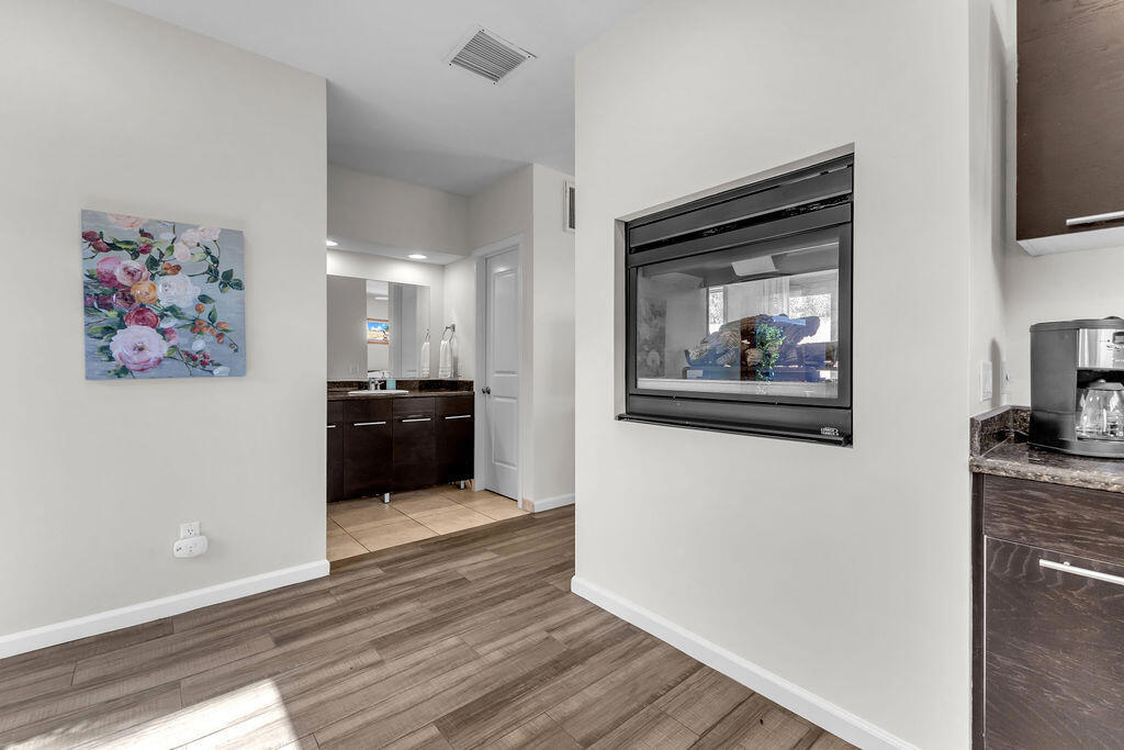 52883 Eisenhower Drive