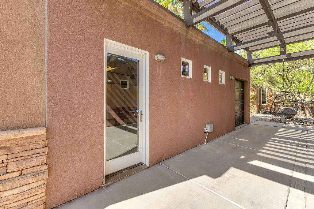 52883 Eisenhower Drive