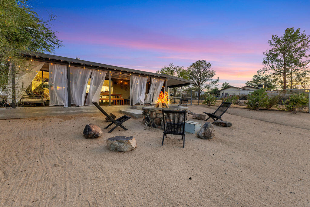 61548 Capilla Drive