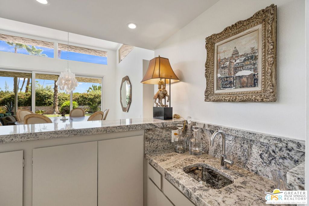 2130 S Toledo Avenue