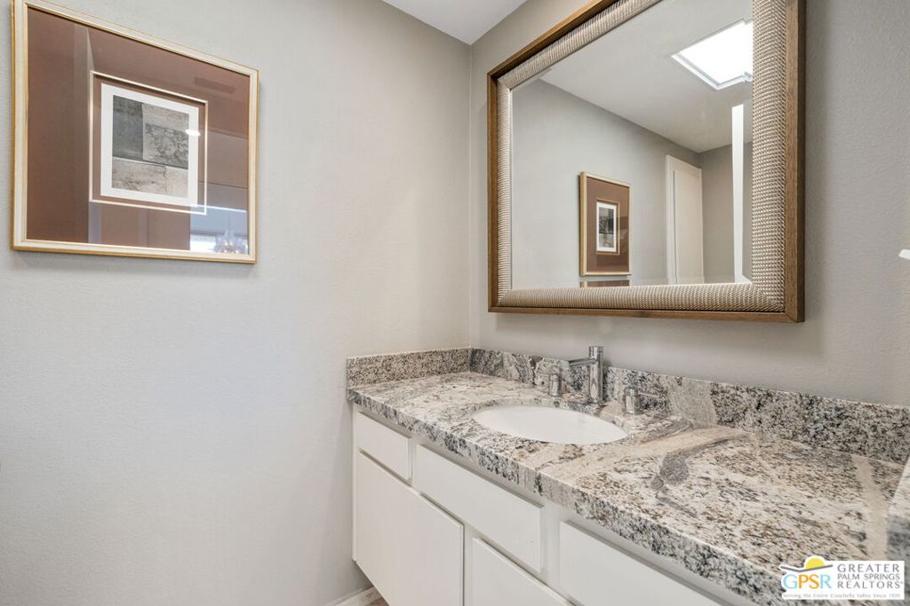 2130 S Toledo Avenue