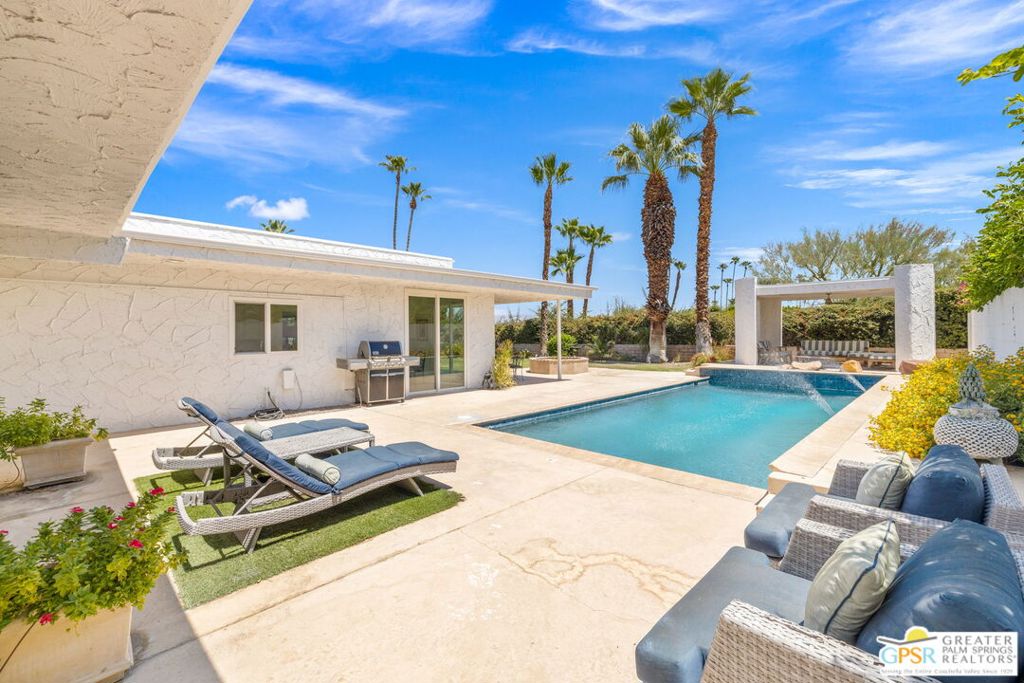 2130 S Toledo Avenue