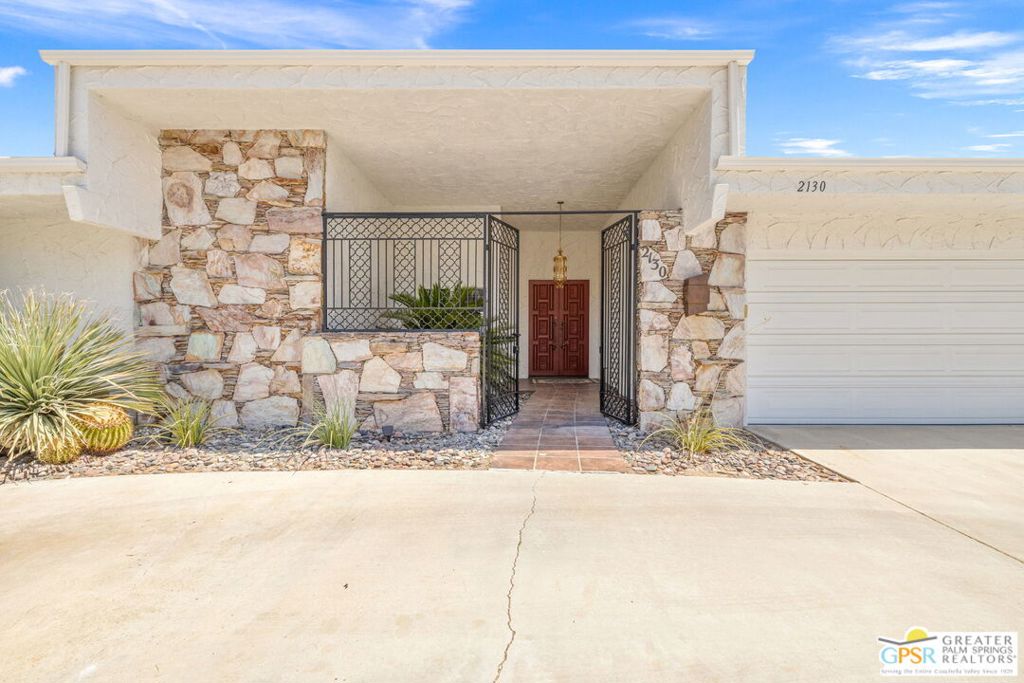 2130 S Toledo Avenue