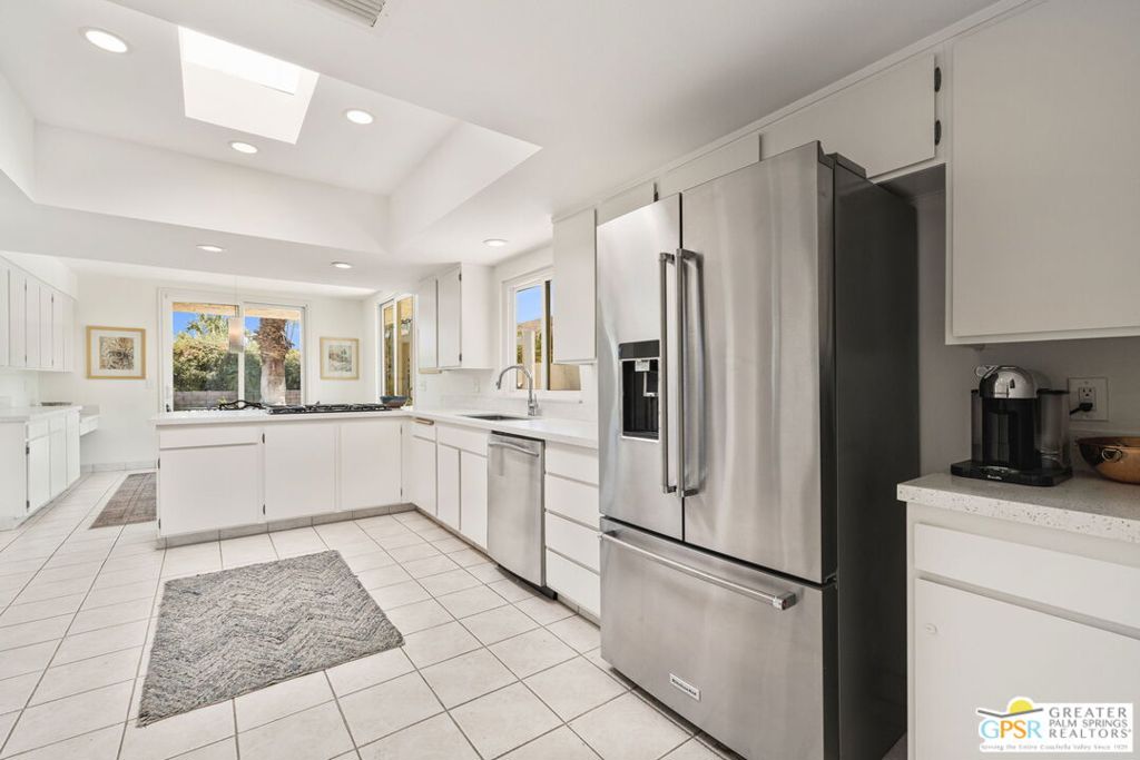 2130 S Toledo Avenue