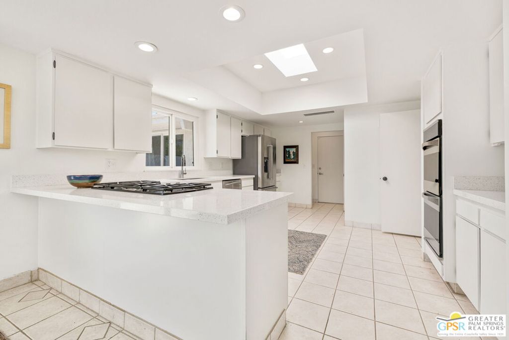 2130 S Toledo Avenue