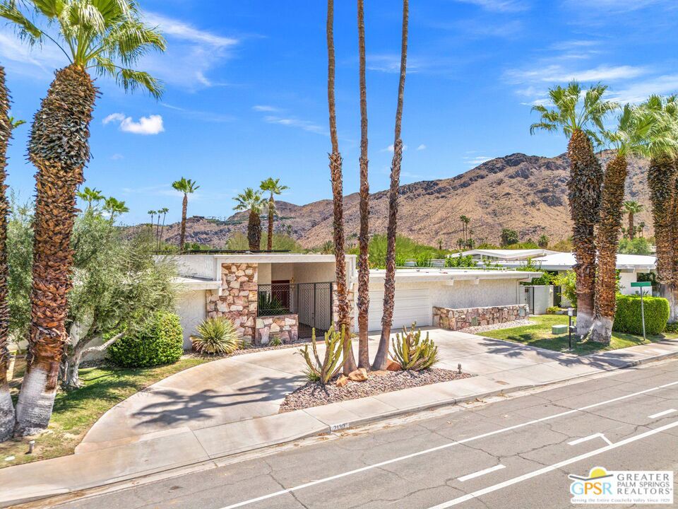 2130 S Toledo Avenue