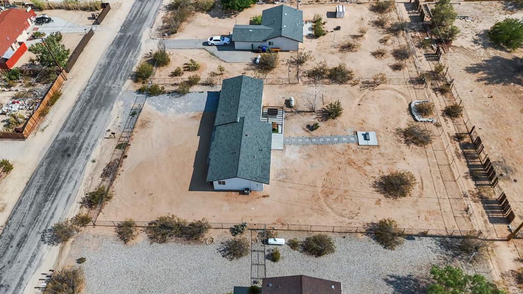4758 Avenida La Mirada