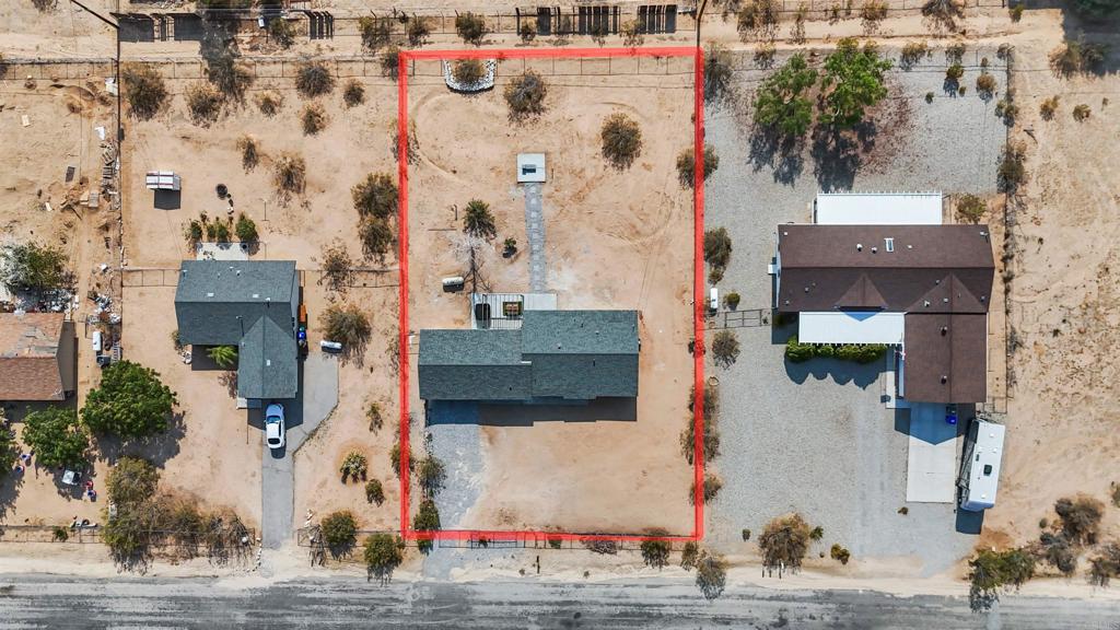 4758 Avenida La Mirada