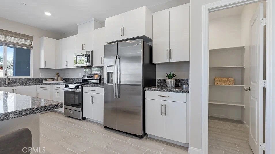 15438 Avenida De Cielo