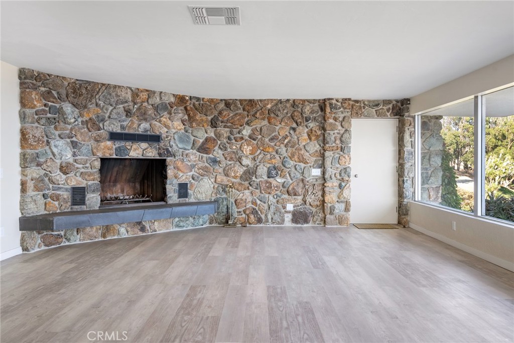 5010 Cabrillo