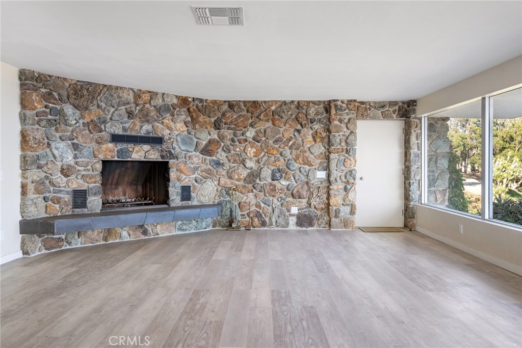 5010 Cabrillo