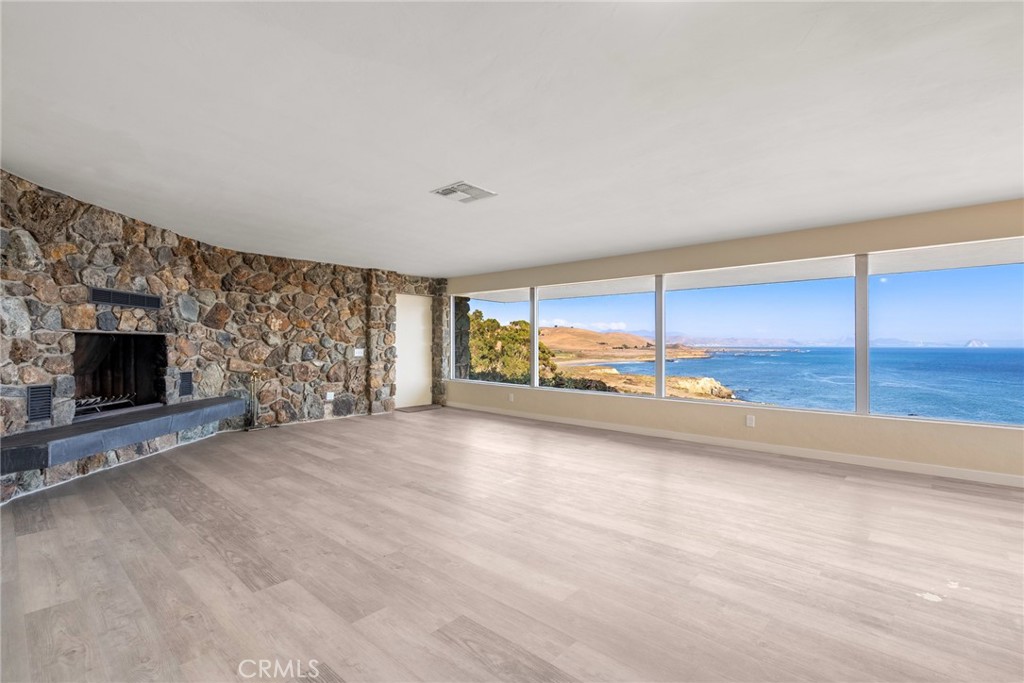 5010 Cabrillo