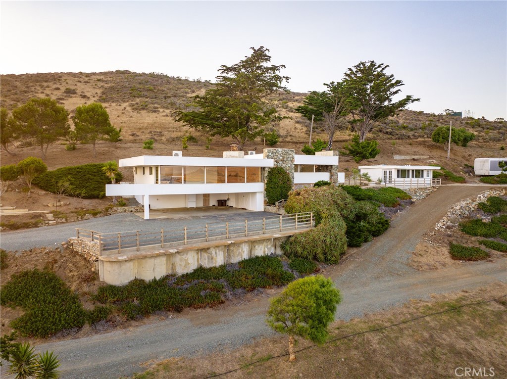 5010 Cabrillo