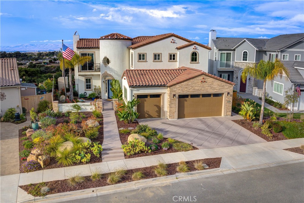 1553 Copperberry Way
