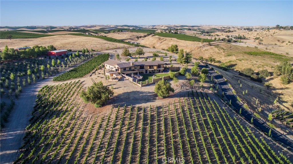 2590 Rock Ridge Lane