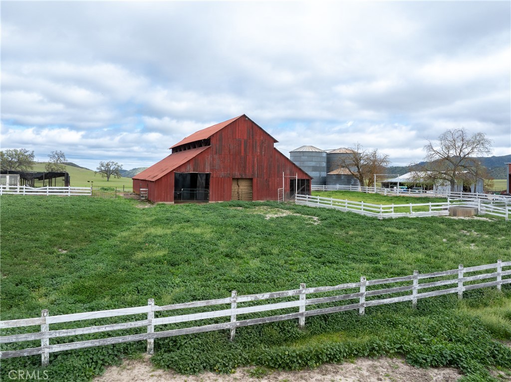 76525 Interlake Road