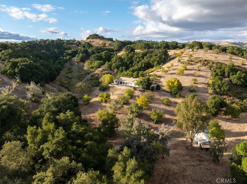 4242 Las Tablas Willow Creek Road