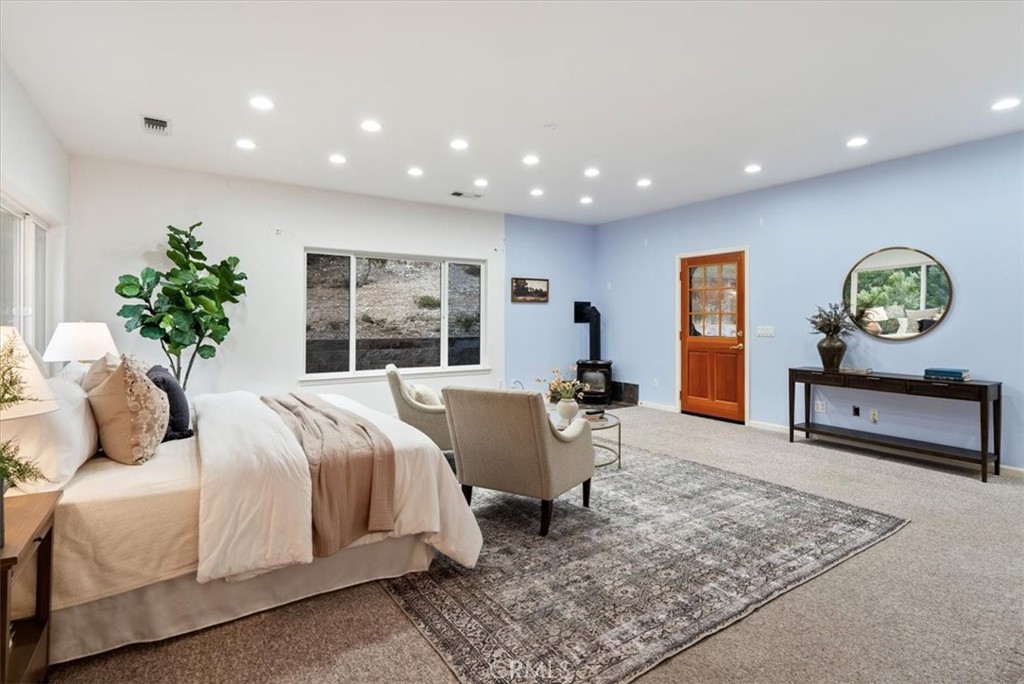 4242 Las Tablas Willow Creek Road