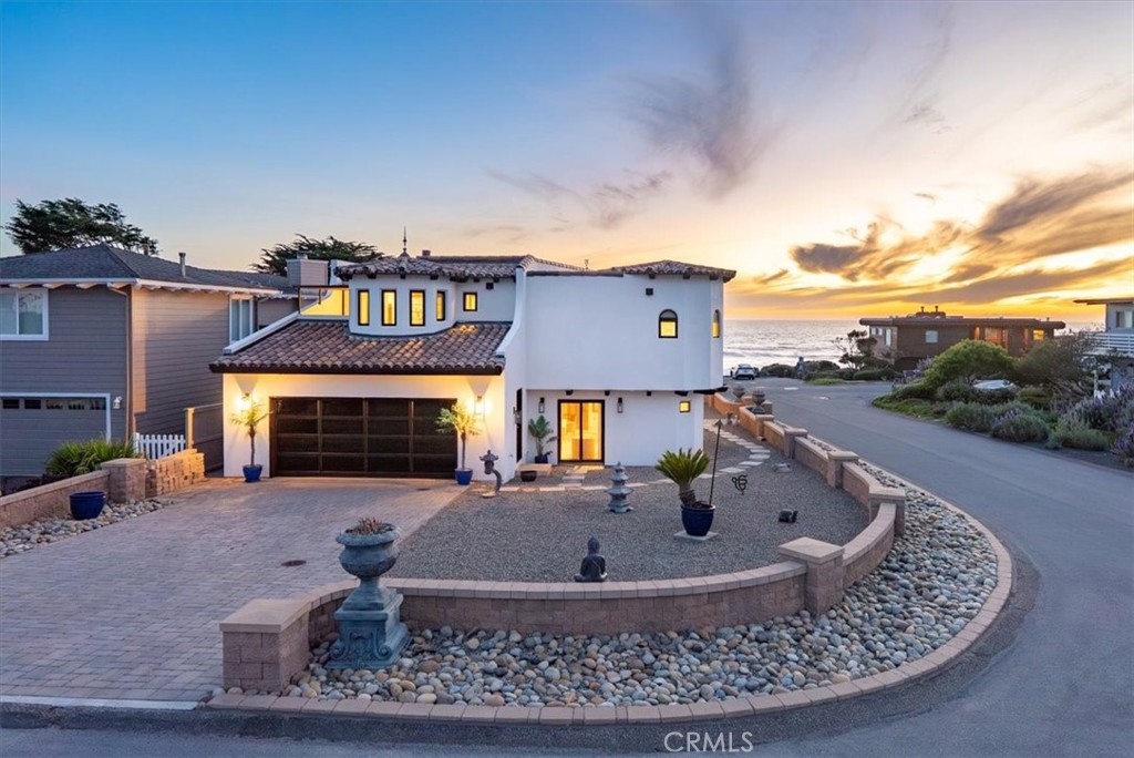 2090 Sherwood