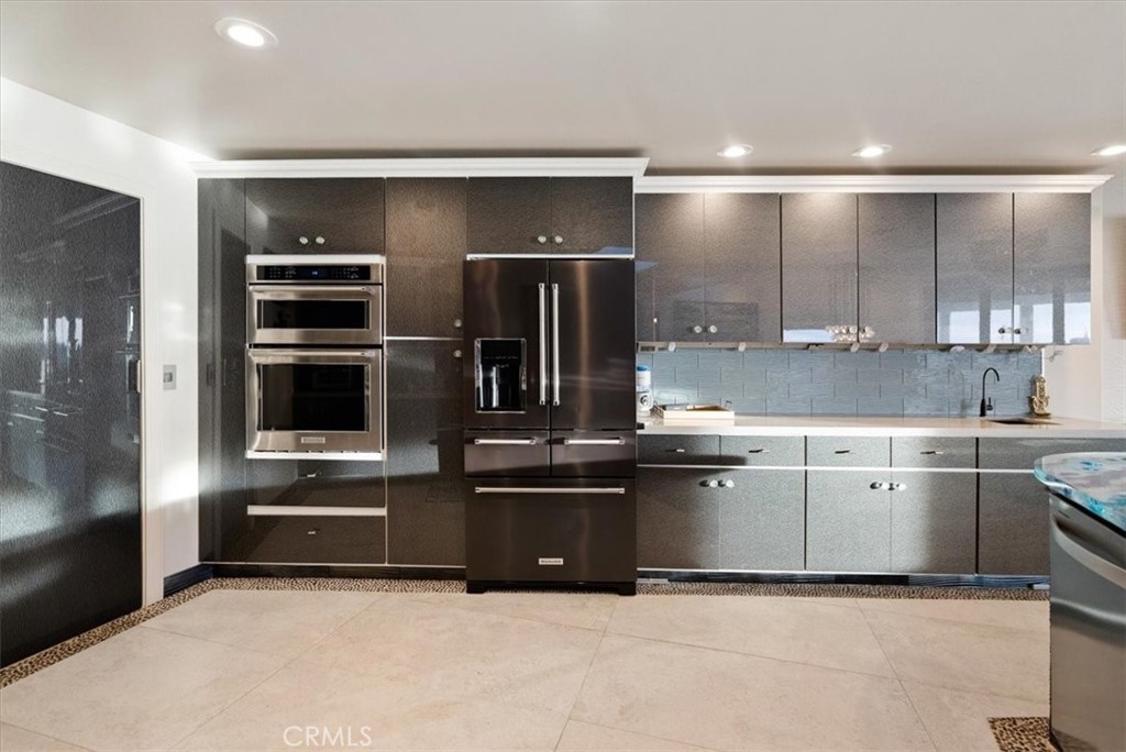 2090 Sherwood