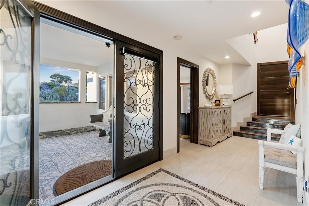 2090 Sherwood