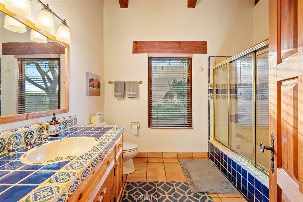 7010 Wilderness Lane