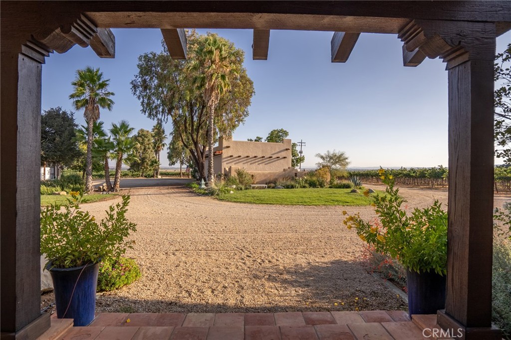 7010 Wilderness Lane