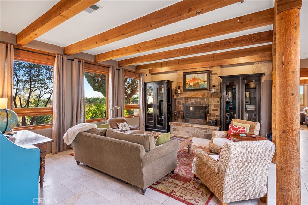 7010 Wilderness Lane
