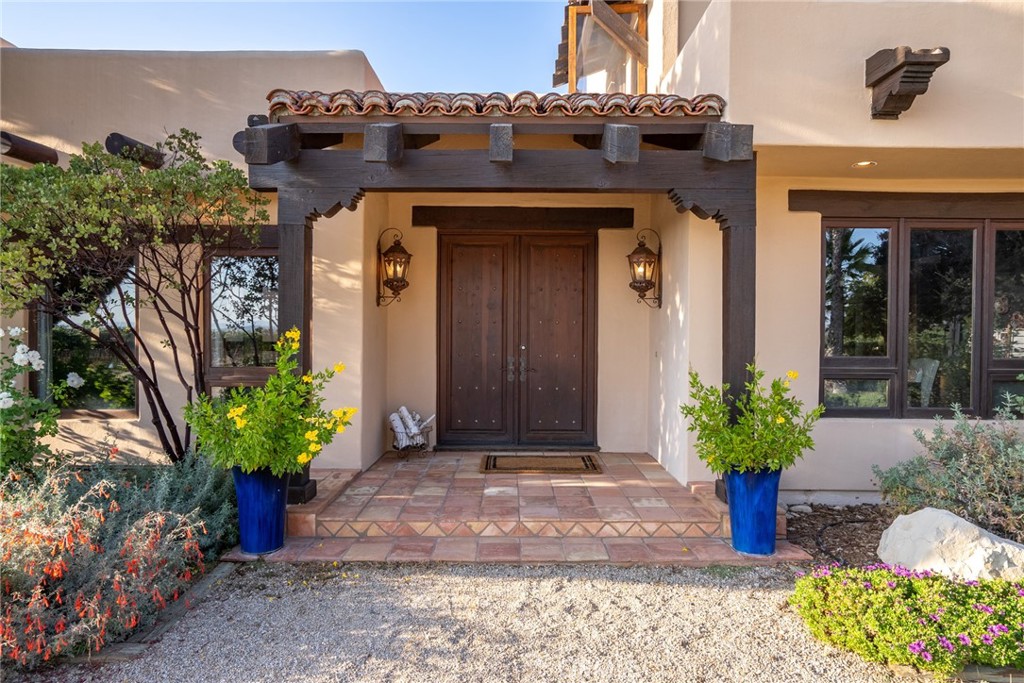 7010 Wilderness Lane