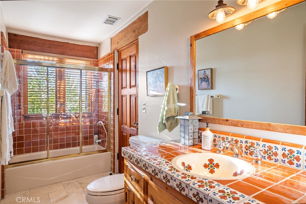 7010 Wilderness Lane