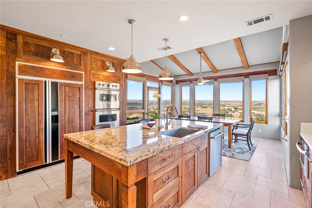7010 Wilderness Lane