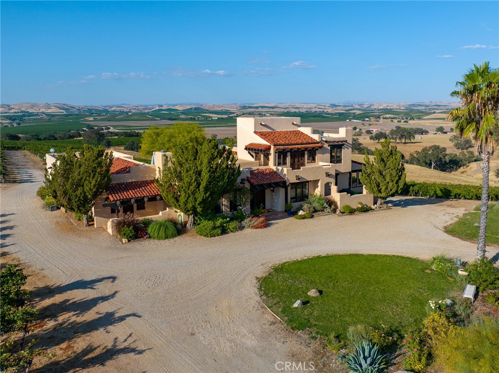 7010 Wilderness Lane