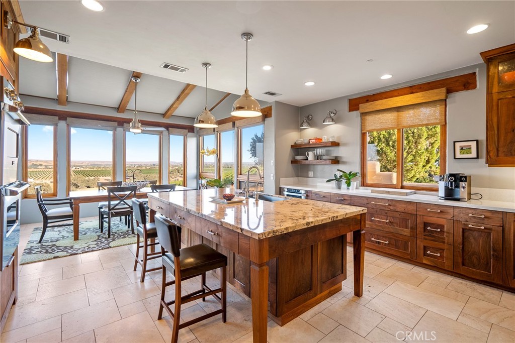 7010 Wilderness Lane
