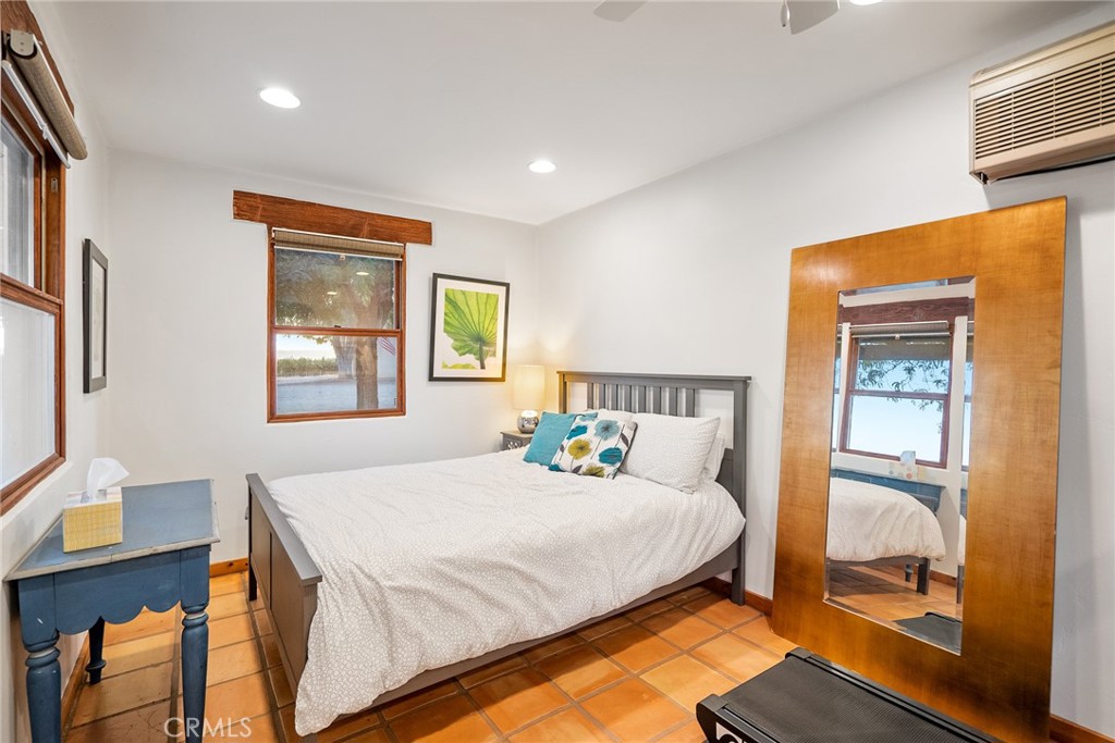 7010 Wilderness Lane