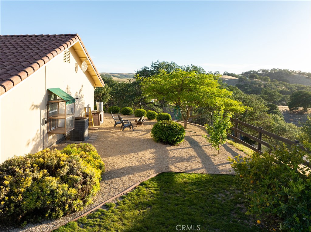 6275 Twin Canyon