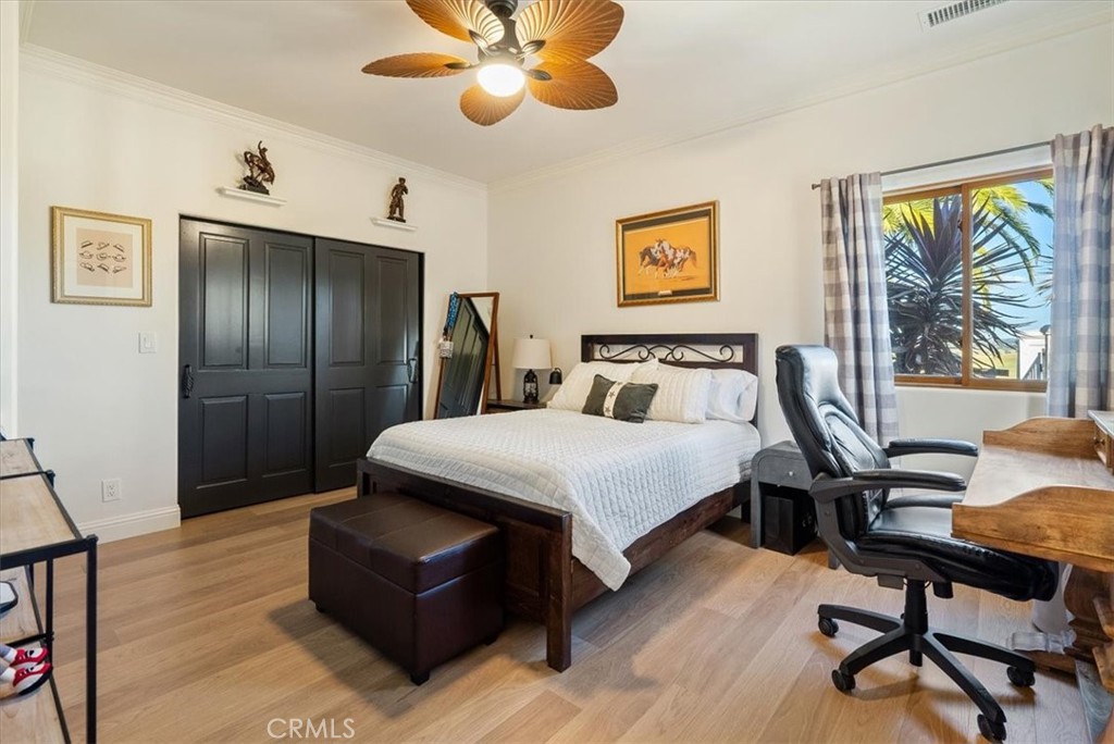 6275 Twin Canyon