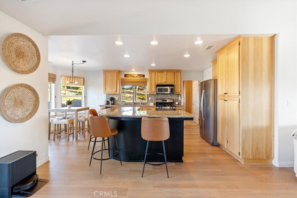 6275 Twin Canyon